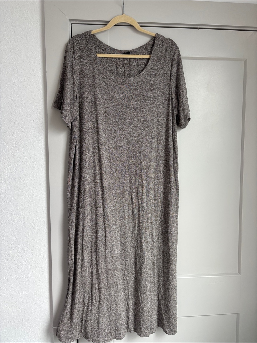 J. Jill Heathered Gray-Brown Knit Scoop Neck Maxi Dress